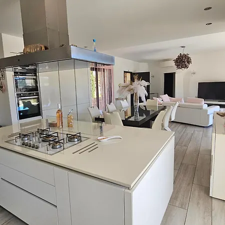 Luxueuse Avec Piscine Privee Chauffee