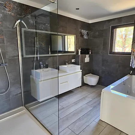 Willa Luxueuse Avec Piscine Privee Chauffee Porto-Vecchio (Corsica)
